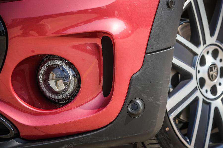 Детали экстерьера Mini Cooper SD Clubman (F54) 2019 года  (WW) (фото 21 из 42)